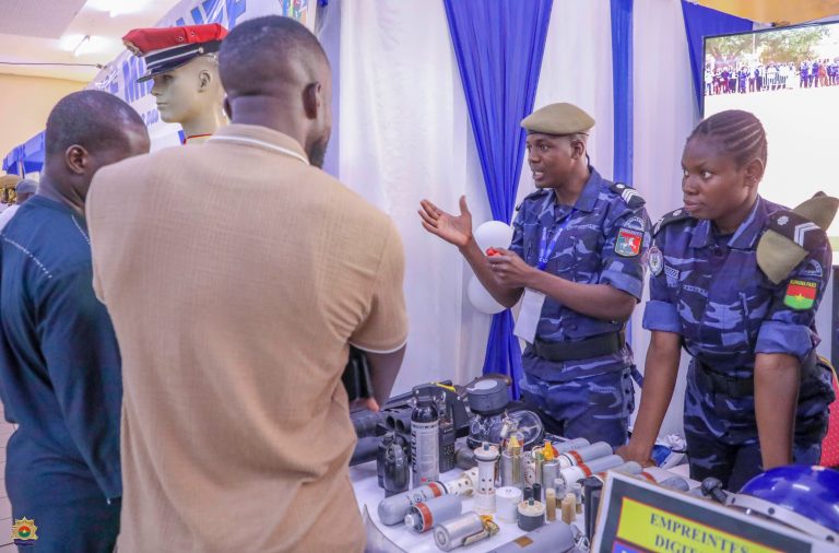 Deuxième édition du Salon international Synergie Sûreté, Défense et Sécurité (SYSDEF) :  la Gendarmerie Nationale marque sa participation à travers l’exposition d’équipements et de solutions innovantes du domaine de la défense et de sécurité