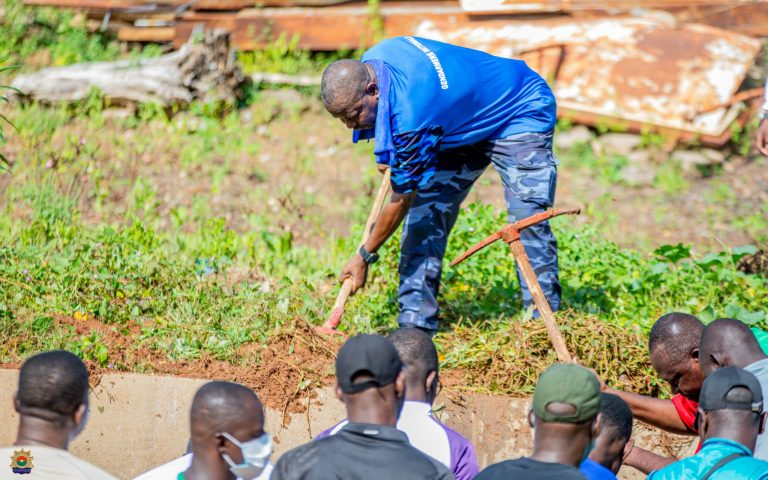 Journées nationales d’engagement patriotique et de participation citoyenne : la Gendarmerie nationale mobilisée pour une journée de salubrité