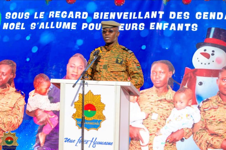 Sous le sapin de la solidarité : la Gendarmerie nationale offre la magie de Noël à ses enfants